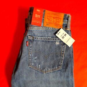NWT. Levi's Men's 511 Slim Fit Jeans. 32x34.